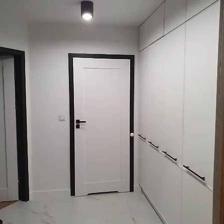 3 Pokojowy Lub W Mieszkaniu W Nowym Bloku *