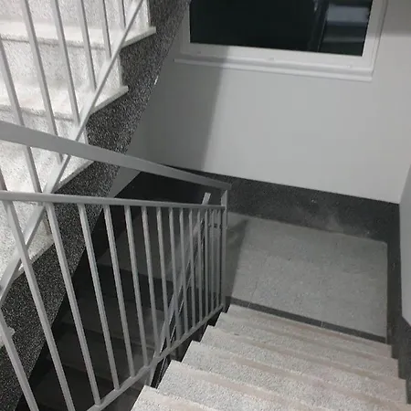Privat bolig 3 Pokojowy Lub W Mieszkaniu W Nowym Bloku *
