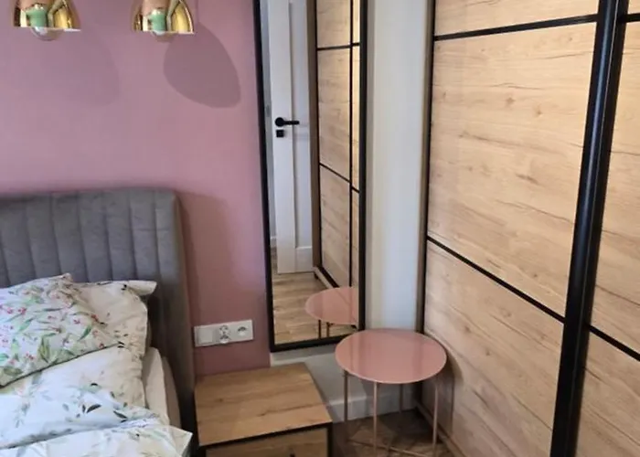 3 Pokojowy Lub W Mieszkaniu W Nowym Bloku