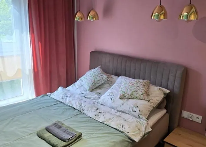 3 Pokojowy Lub W Mieszkaniu W Nowym Bloku Accommodatie bij particulieren *